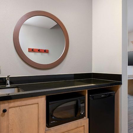 Hampton Inn & Suites Dodge City Boot Hill Casino Kültér fotó