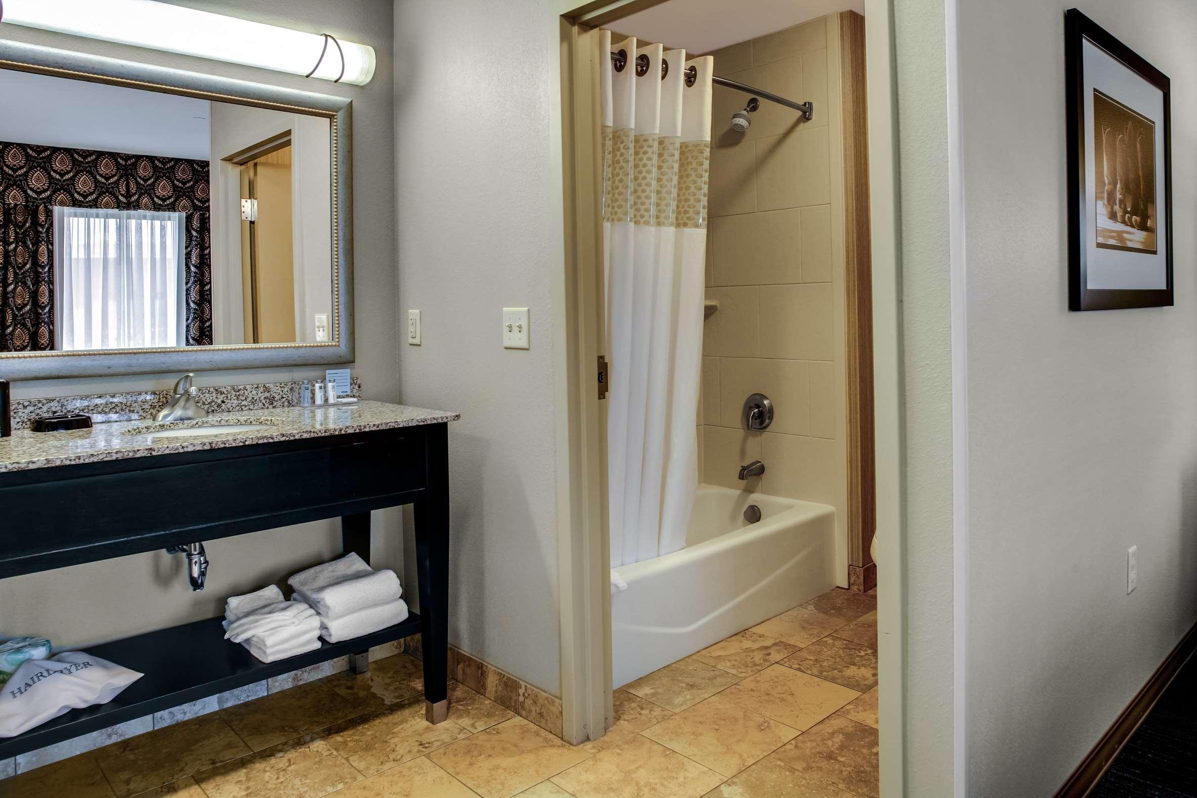 Hampton Inn & Suites Dodge City Boot Hill Casino Kültér fotó